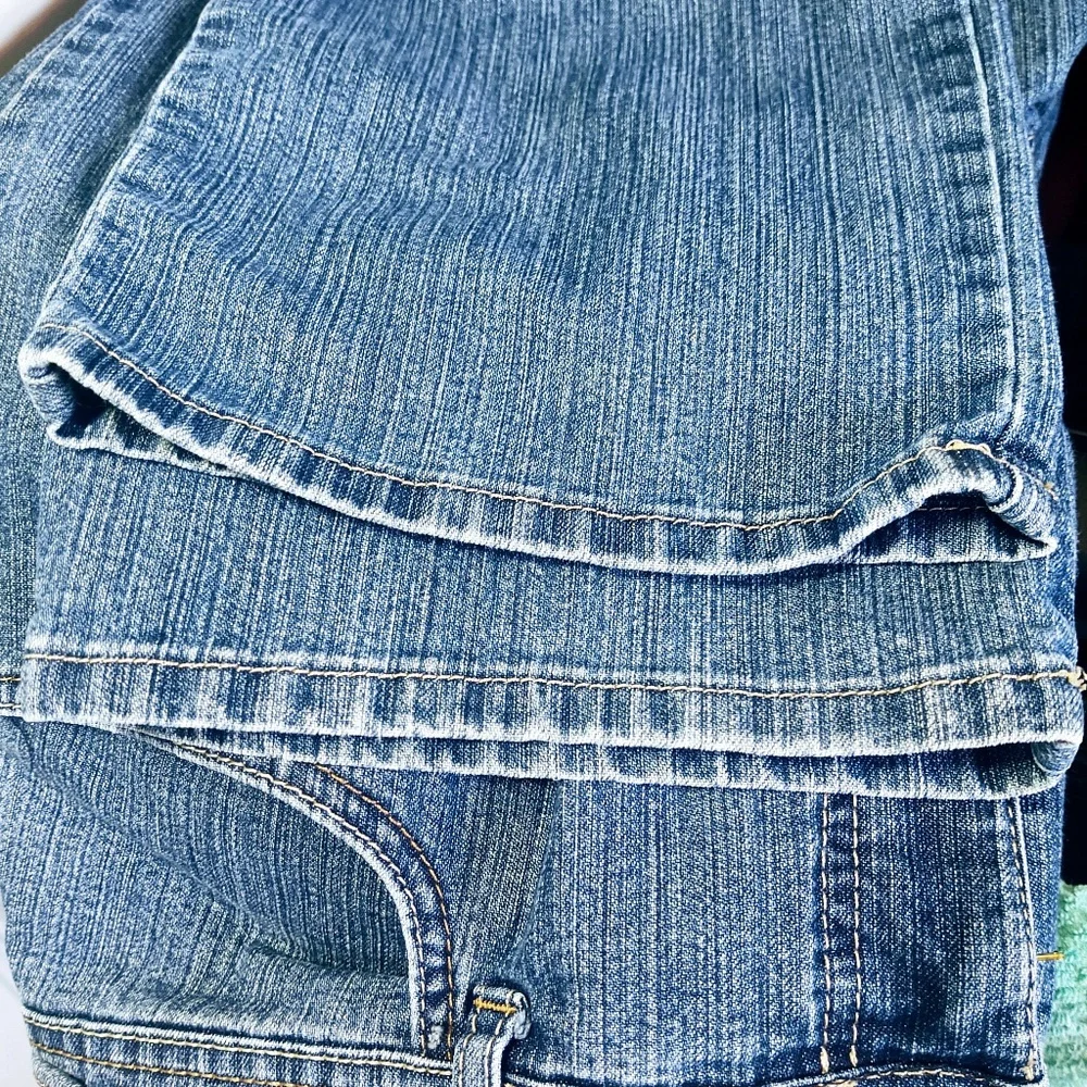 EUC GLORIA VANDERBILT MOM JEANS MADE IN EGYPT LIGHT TO MEDIUM WASH 5 POCKET 16 - Picture 6 of 10